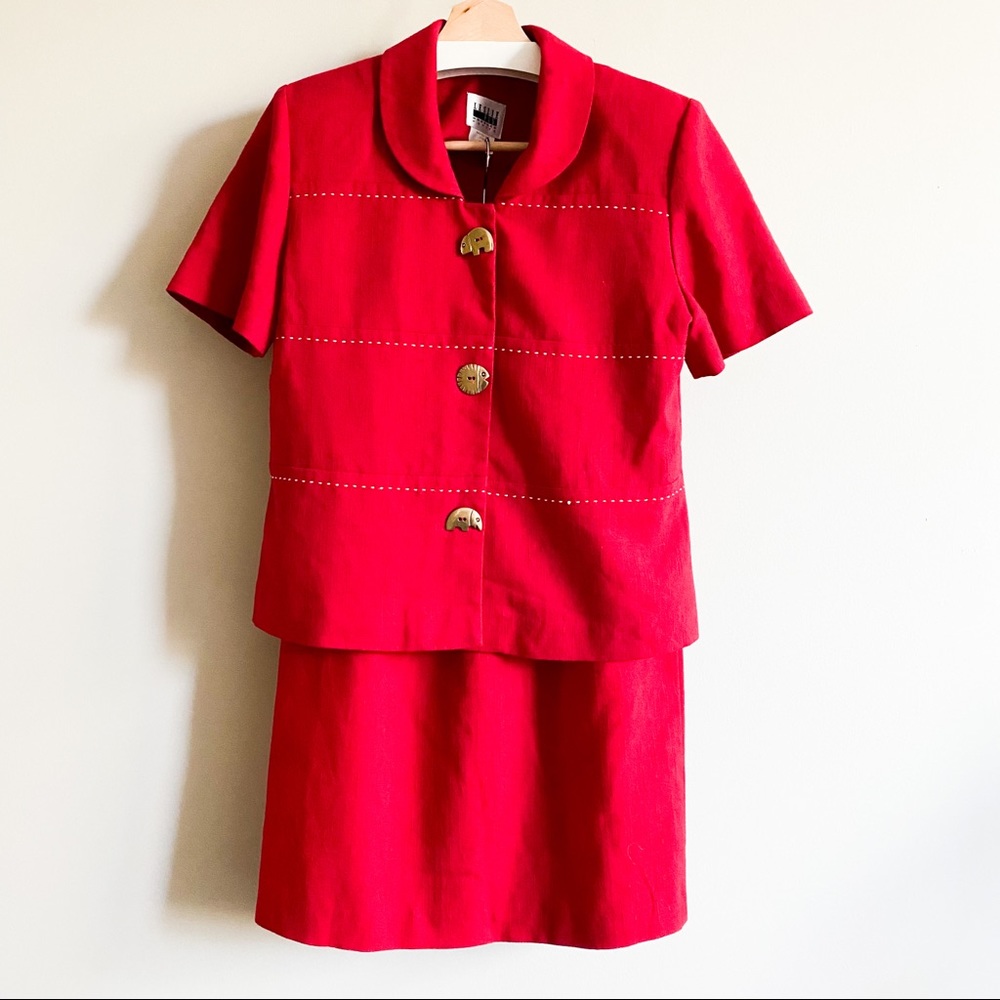 VINTAGE Leslie Fay Dresses Petite Suit Set Short Sleeve Top and Skirt Red